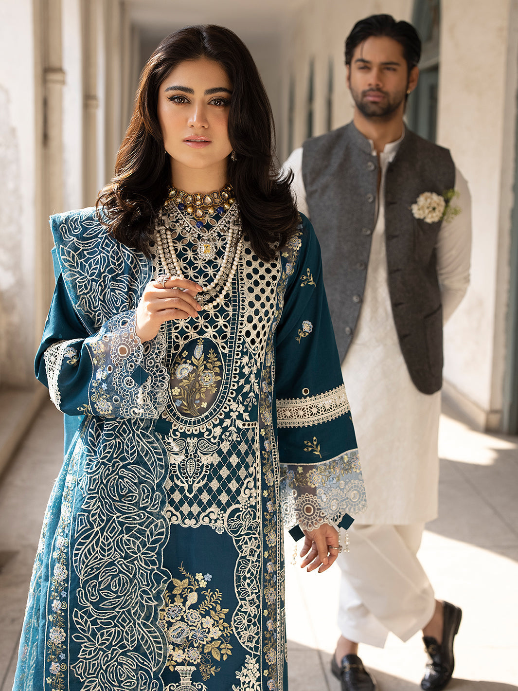 Mahnur | Mahrukh Luxury Lawn 24 | SERENE - House of Zarish