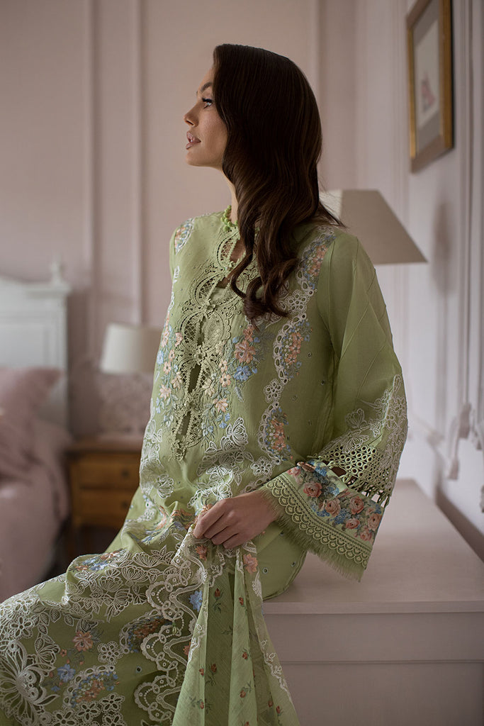 Sobia Nazir | Luxury Lawn 24 | DESIGN 4A - House of Zarish