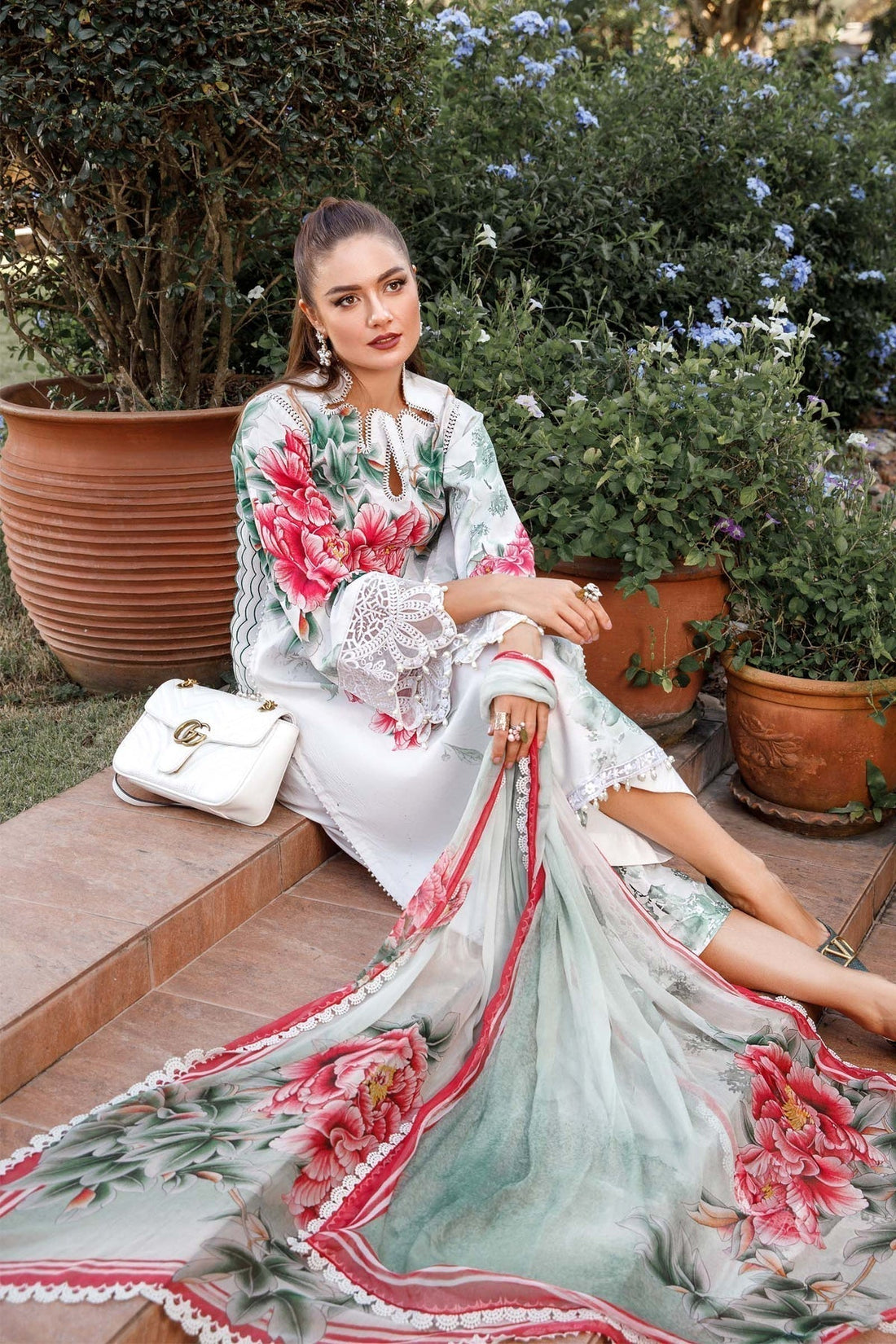 MARIA B DIGITAL LAWN 96040a - Riwayat-e-khas