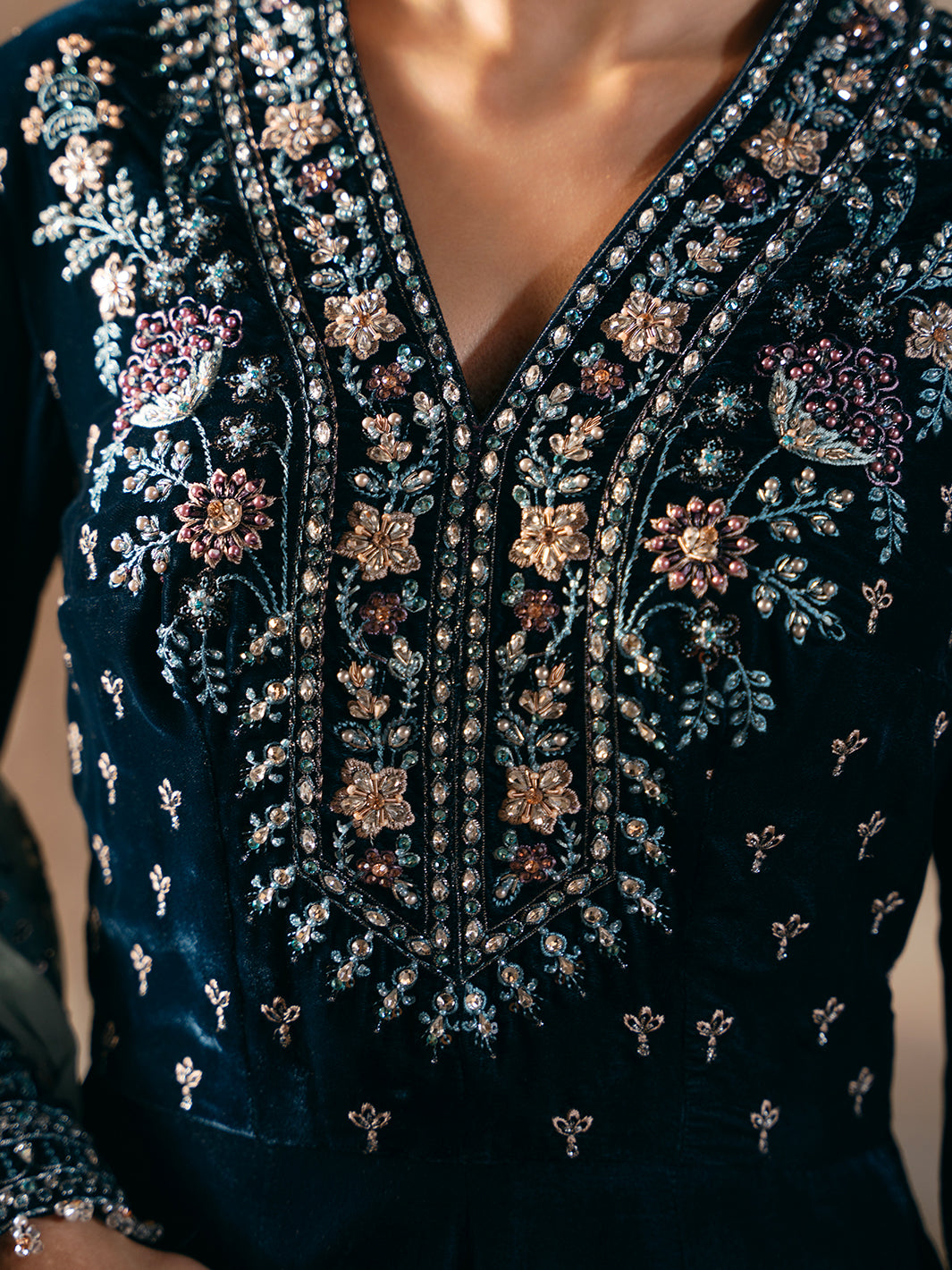 Flossie | Siara Velvet Formals | V-101 - House Of Hania