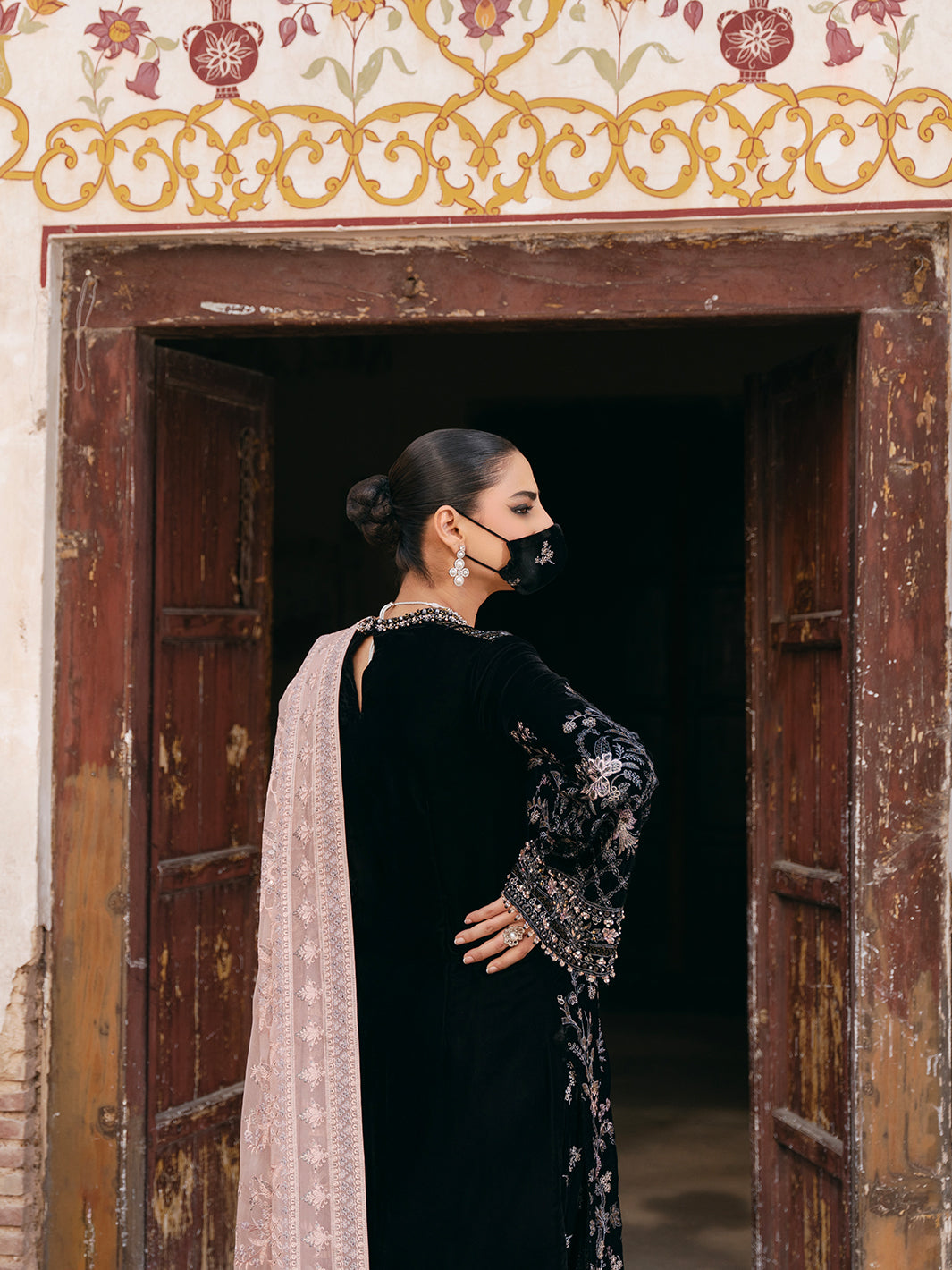 Flossie | Siara Velvet Formals | V-103 - A - House Of Hania