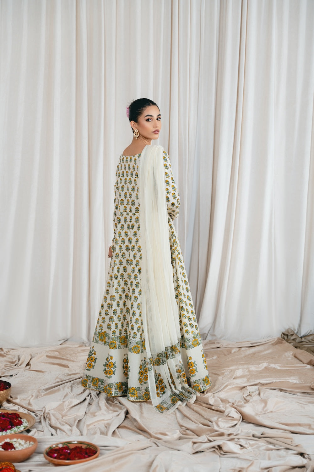 Vintage | Eid Edit 24 | Aarohi - House of Zarish