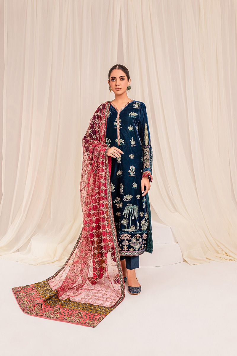 Xenia Formals | Ready To Wear Dresses | HAYAT - House Of Anaya