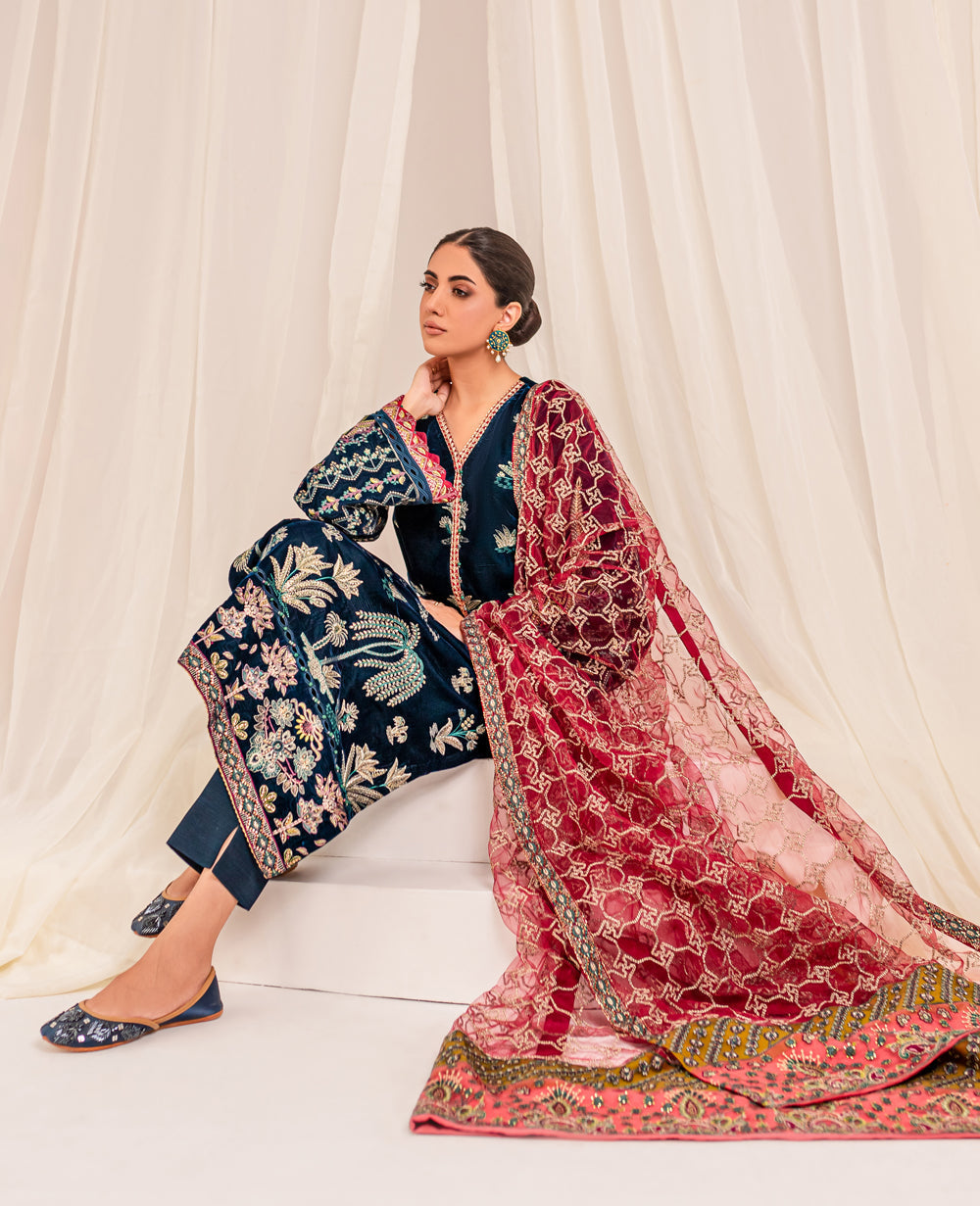 Xenia Formals | Ready To Wear Dresses | HAYAT - House Of Anaya