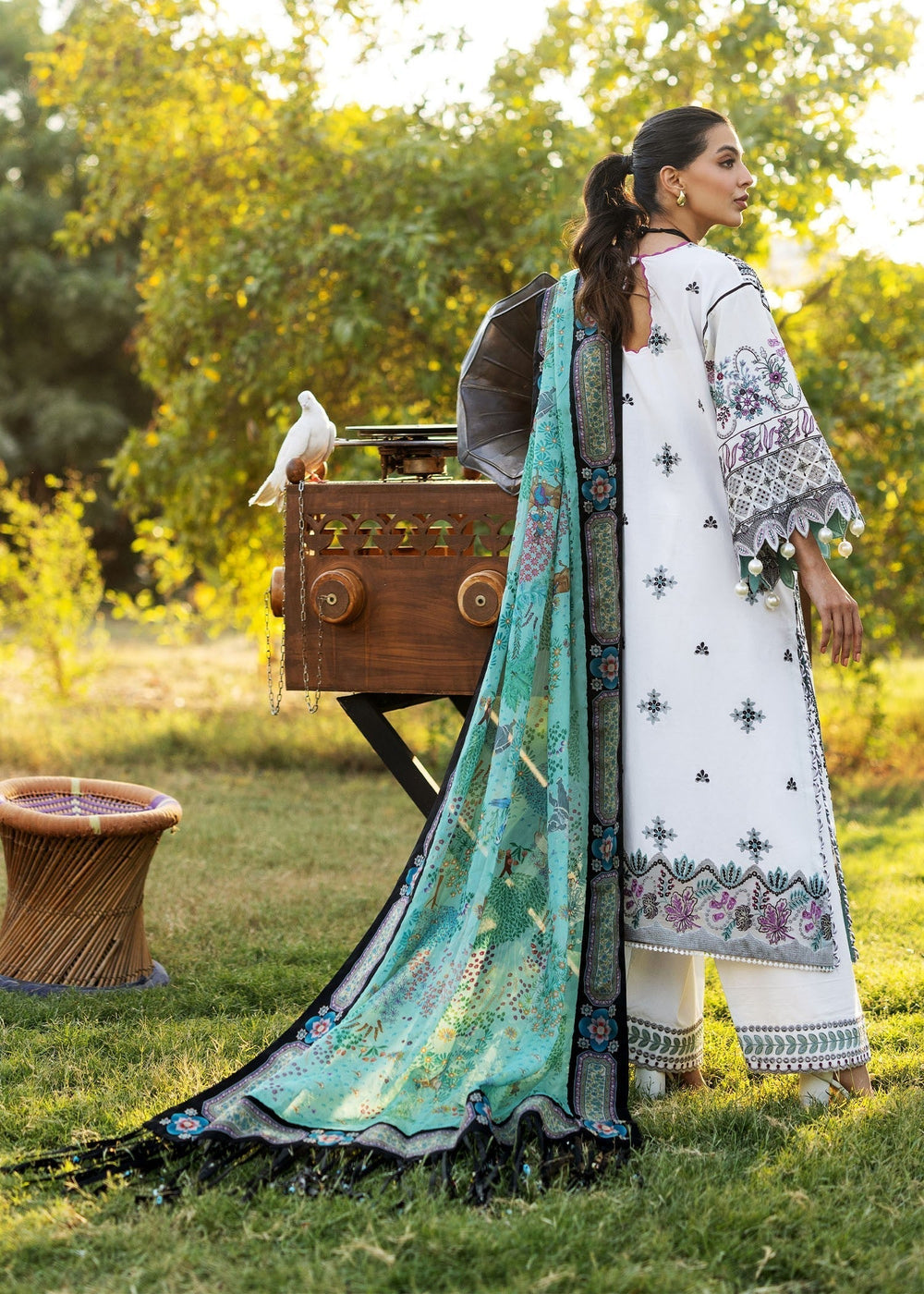 Sadaf Fawad Khan | Siraa Lawn 25 | PALM ISLAND - B - House Of Anaya