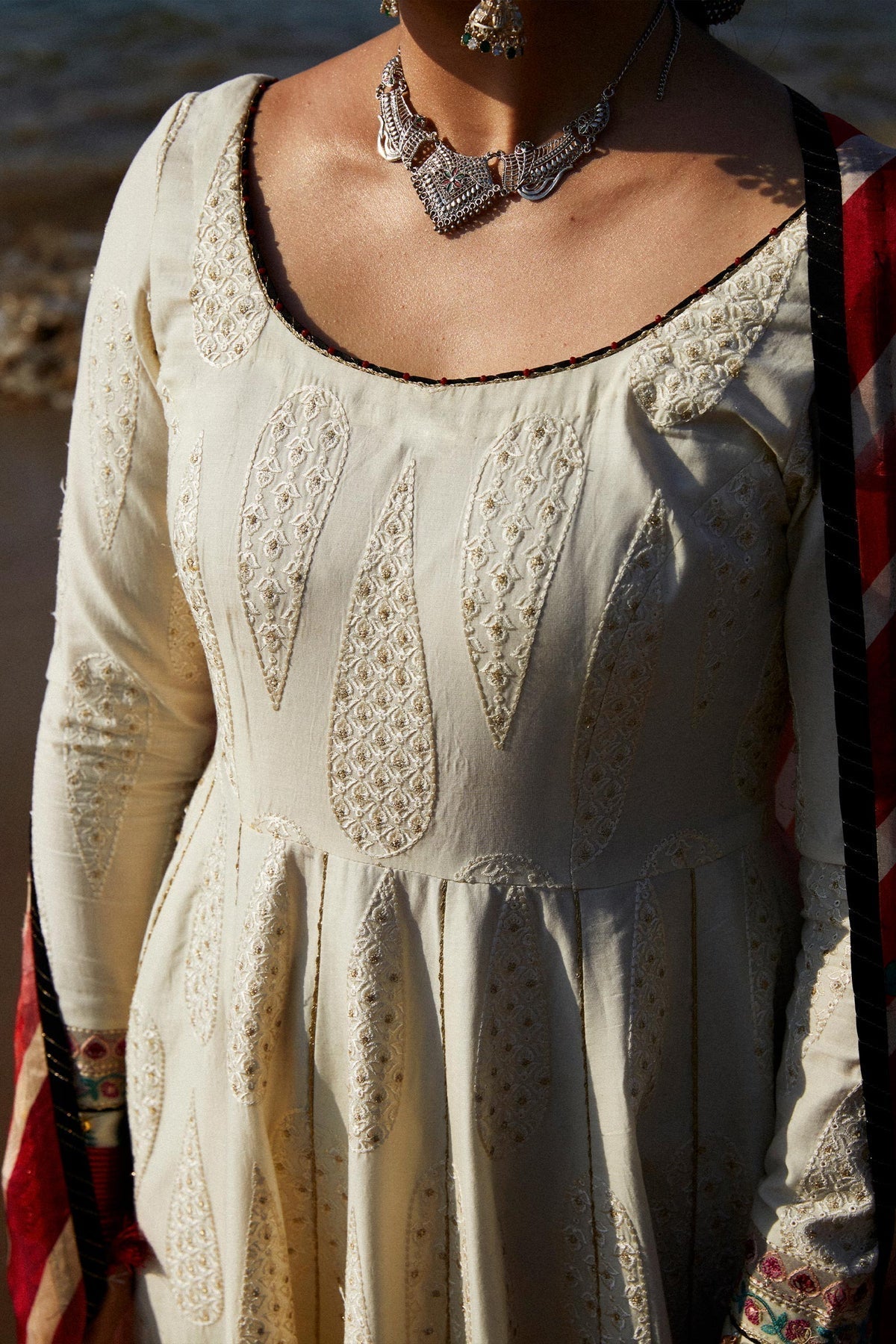 Zara Shahjahan | Luxury Lawn 24 | AAINA-8A - House of Zarish
