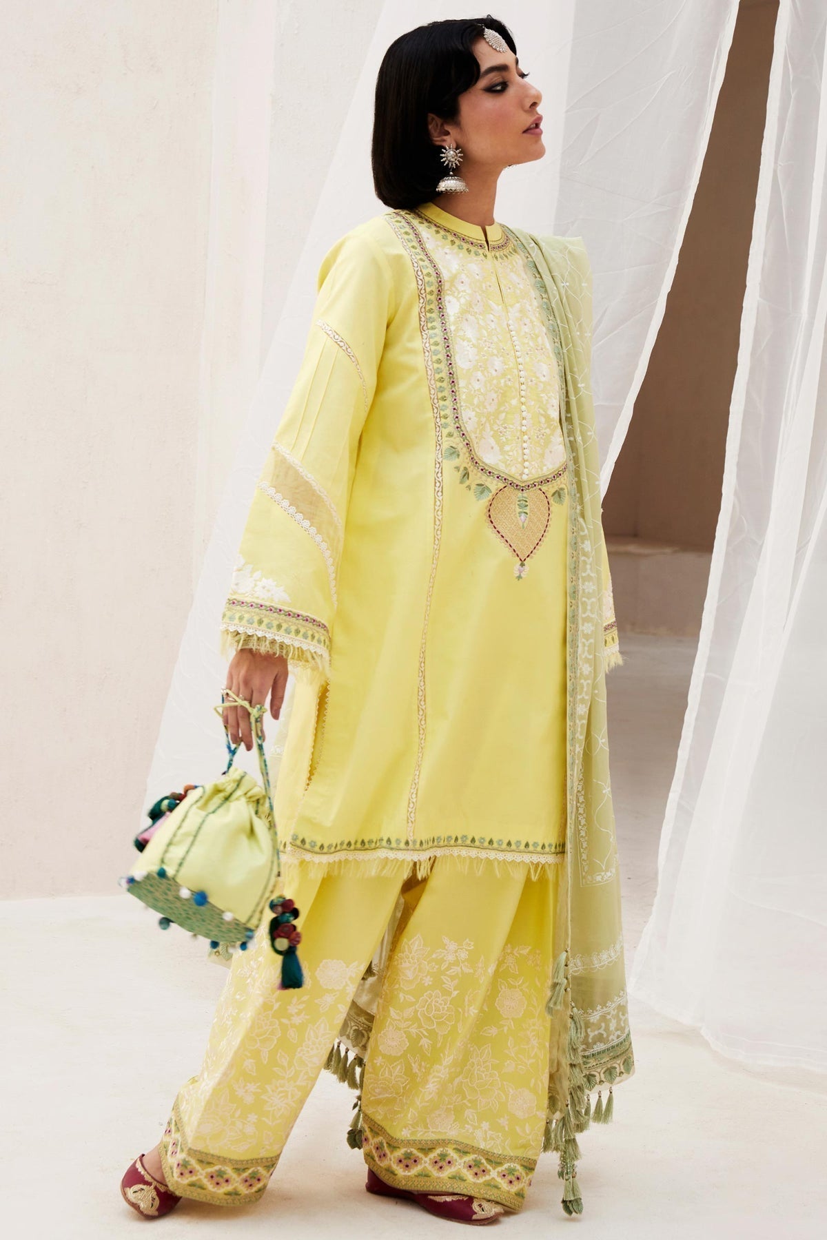 Zara Shahjahan | Luxury Lawn 24 | DILARA-15A - House of Zarish