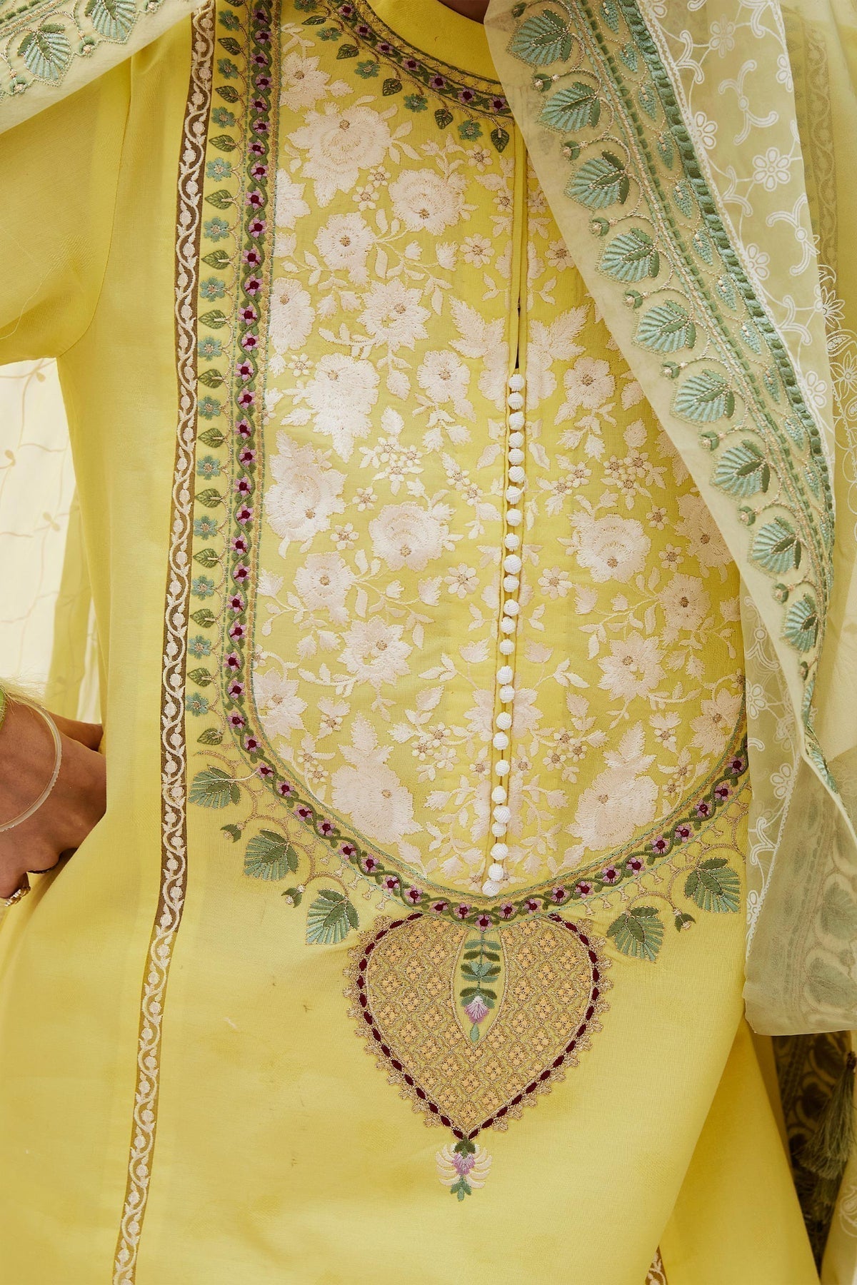 Zara Shahjahan | Luxury Lawn 24 | DILARA-15A - House of Zarish