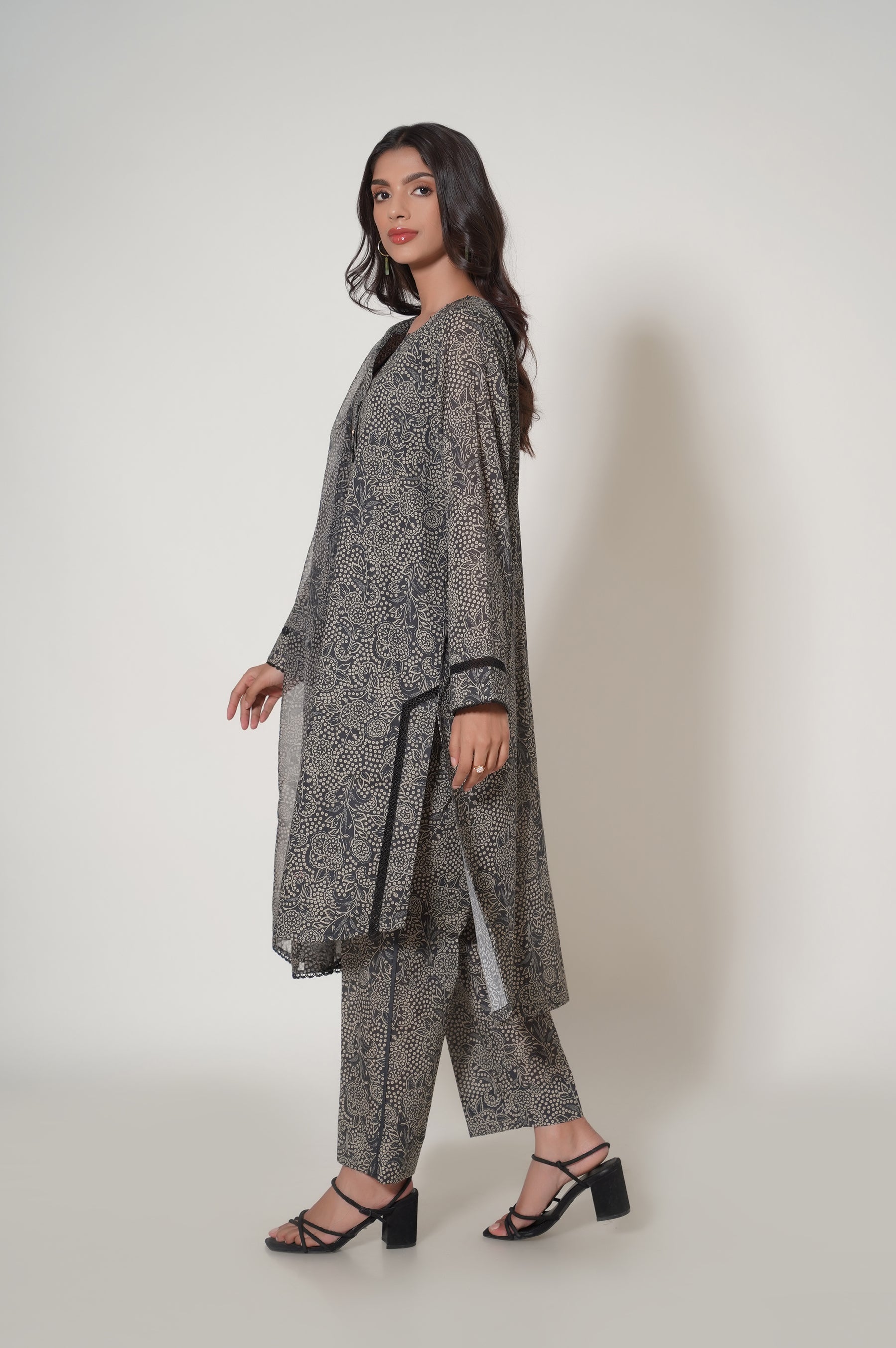 Zeen | Summer Collection 24 | 33623 - House Of Anaya